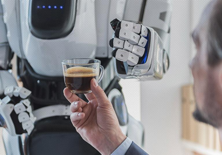 Γνωρίστε το νέο ρομπότ barista που σερβίρει καφέ στην Ιαπωνία
